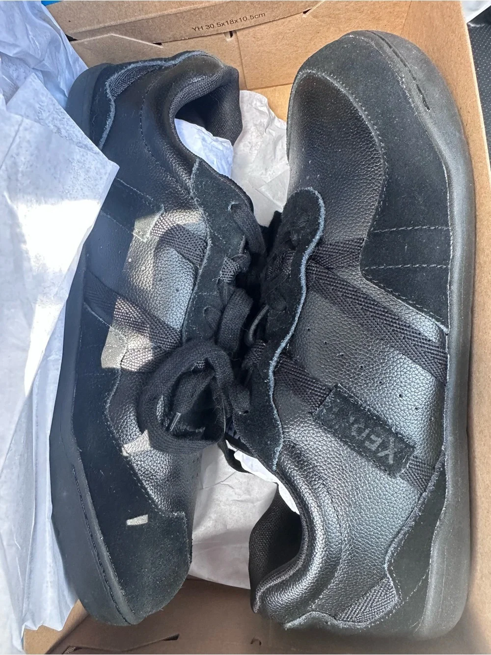 Xero Shoes Kelso Men's Black Leather Sneakers - Size 9.5 USA